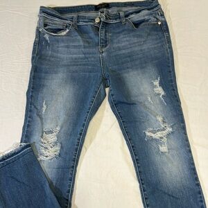 Judy blue light wash jeans